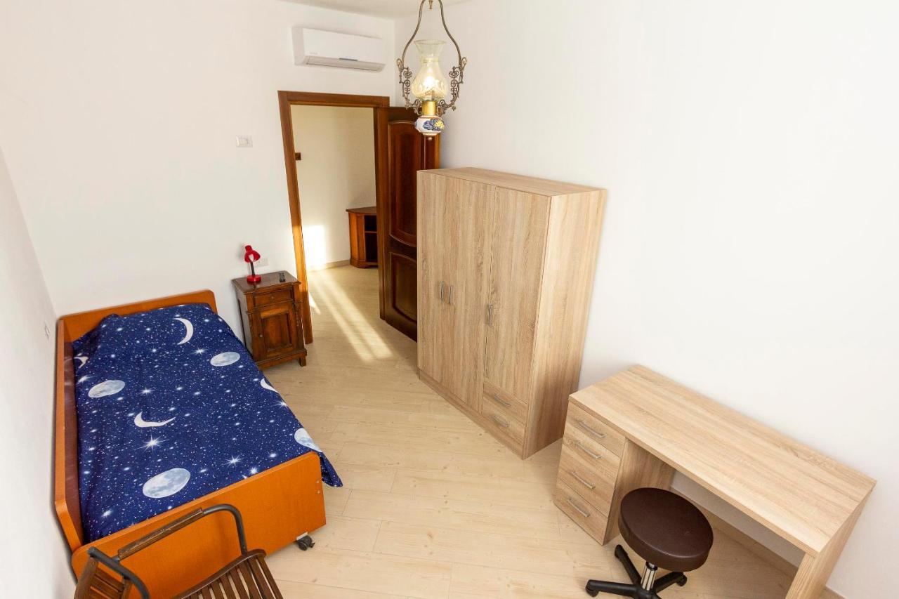 La Colomba B&B Castellaro  Экстерьер фото