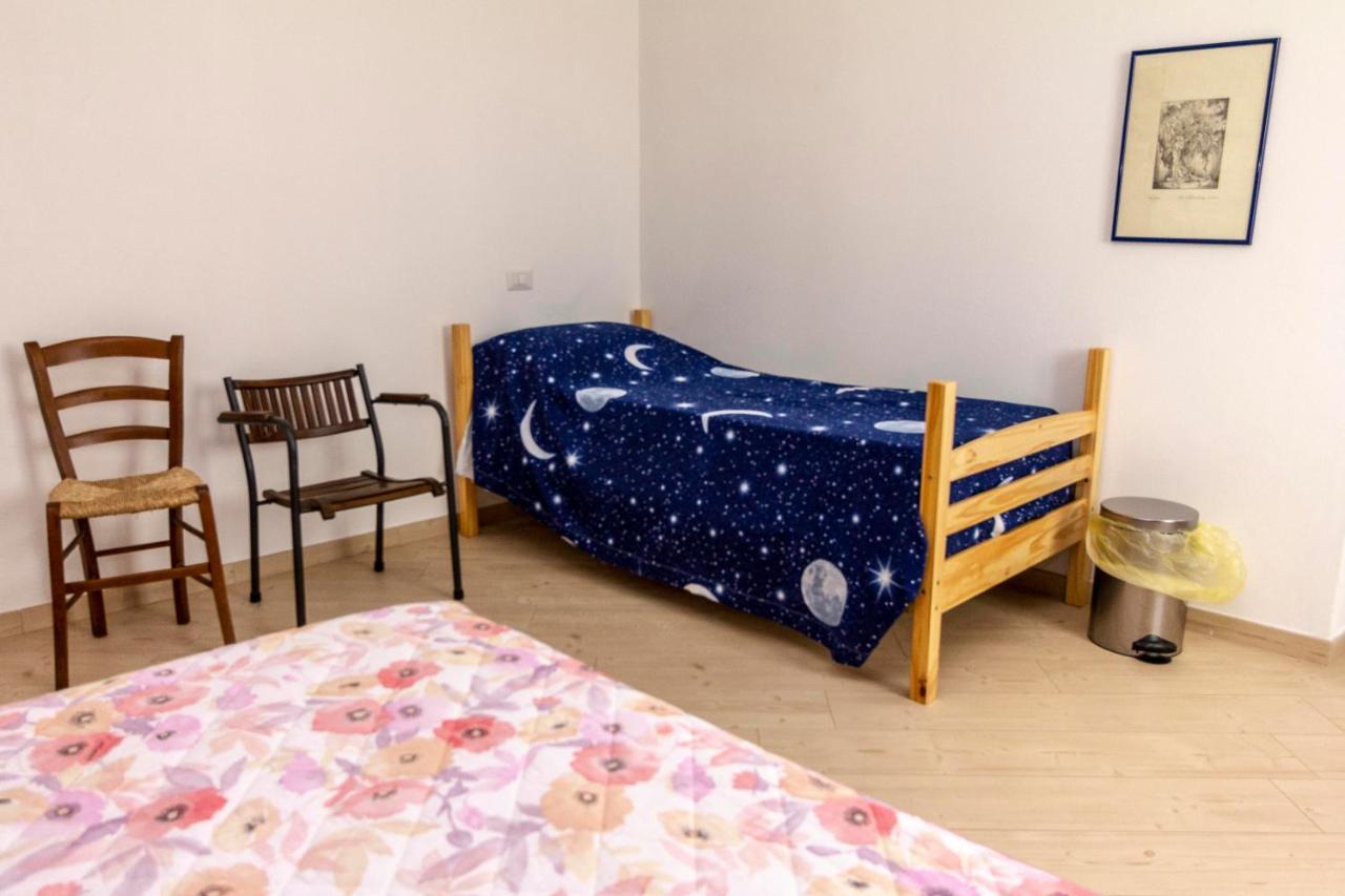 La Colomba B&B Castellaro  Экстерьер фото